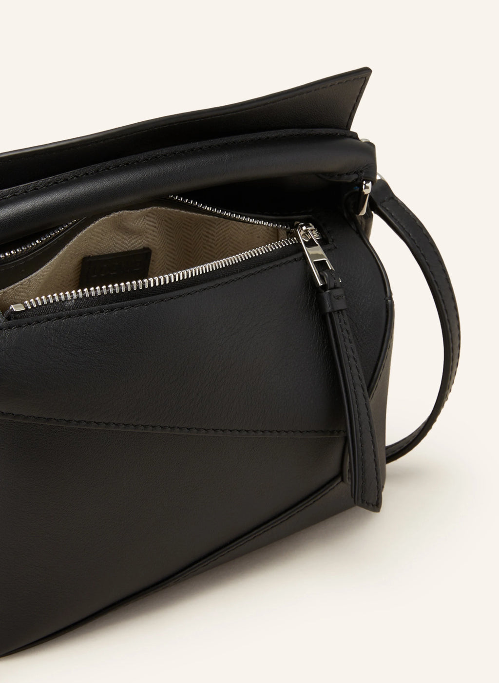 LOEWE PUZZLE BAG ( ALLOW TO OPEN AND FREE SHIPPING )