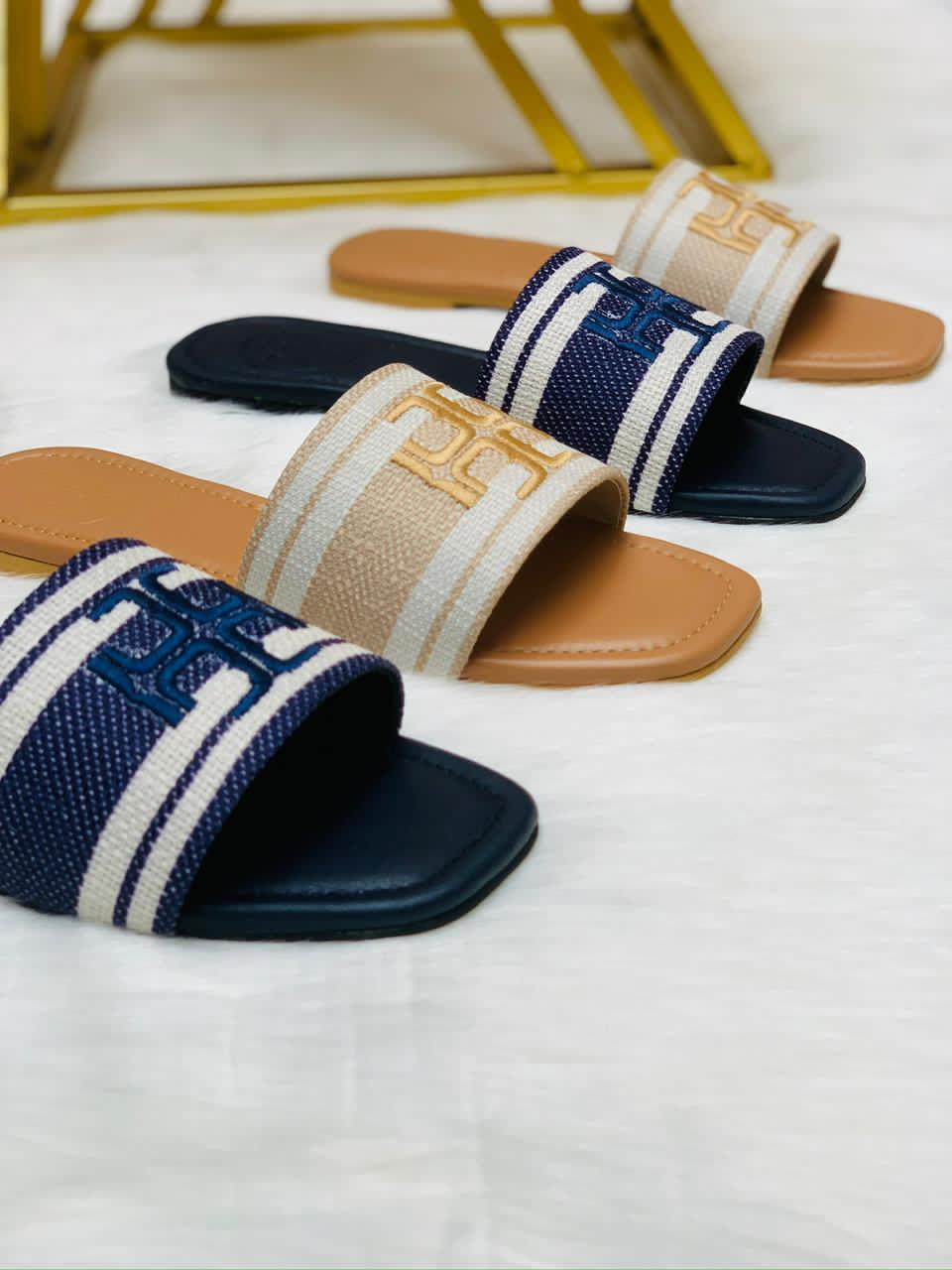Logo Embroidered Flat Slides ( ALLOW TO OPEN AND FREE SHIPPING )