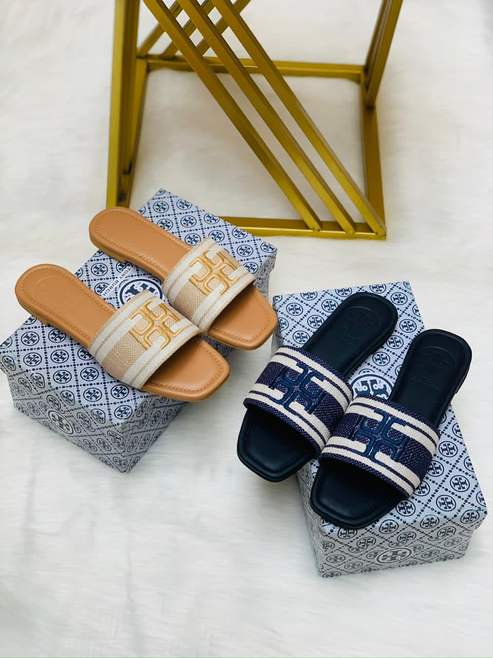 Logo Embroidered Flat Slides ( ALLOW TO OPEN AND FREE SHIPPING )