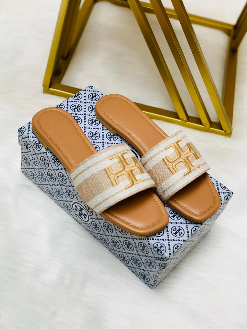 Logo Embroidered Flat Slides ( ALLOW TO OPEN AND FREE SHIPPING )