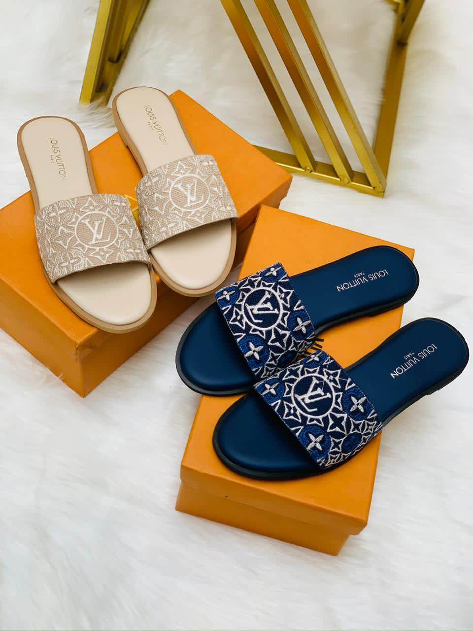 Monogram Pattern Designer Slides ( ALLOW TO OPEN AND FREE SHIPPING )