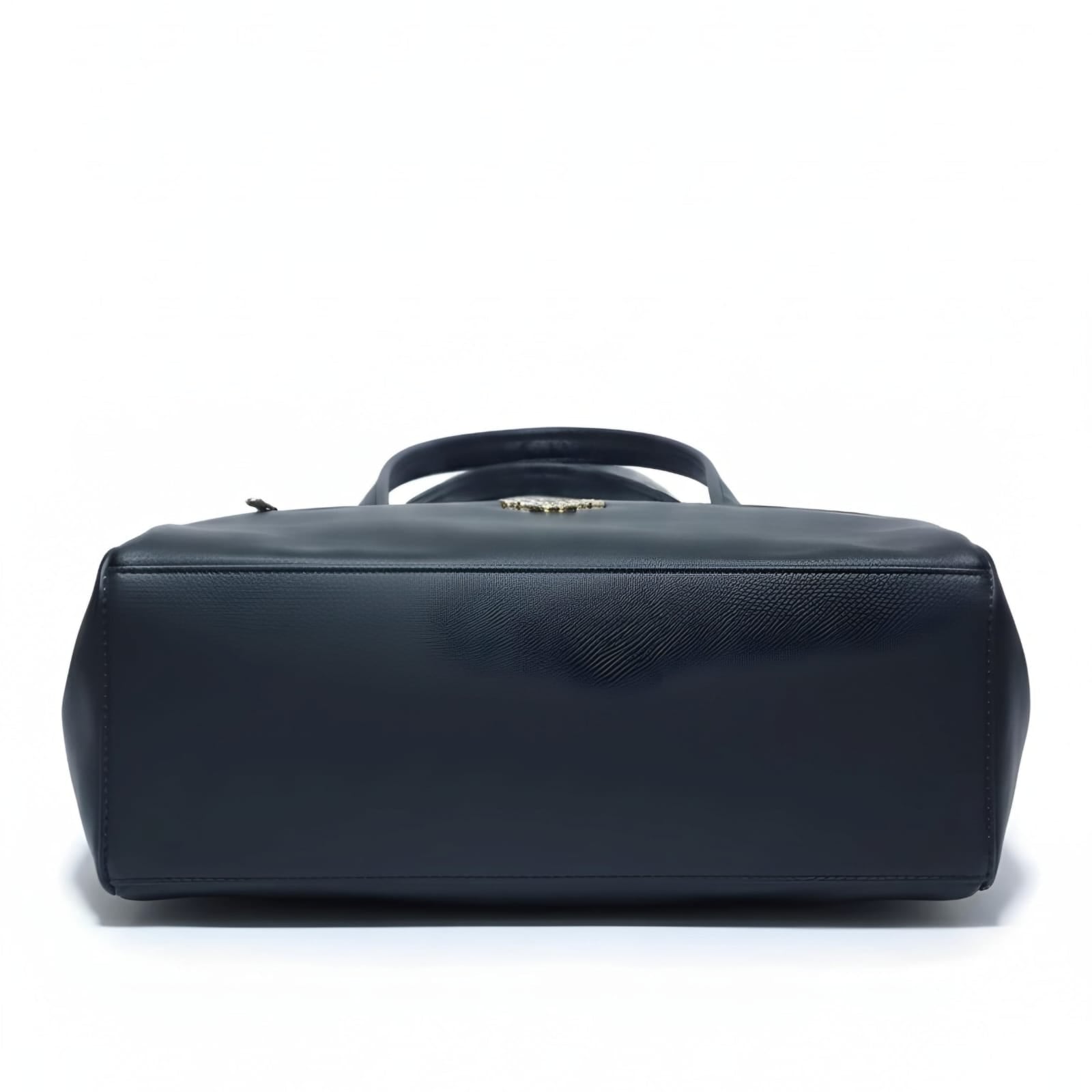 Multiple Zipper Pockets Shoulder bag