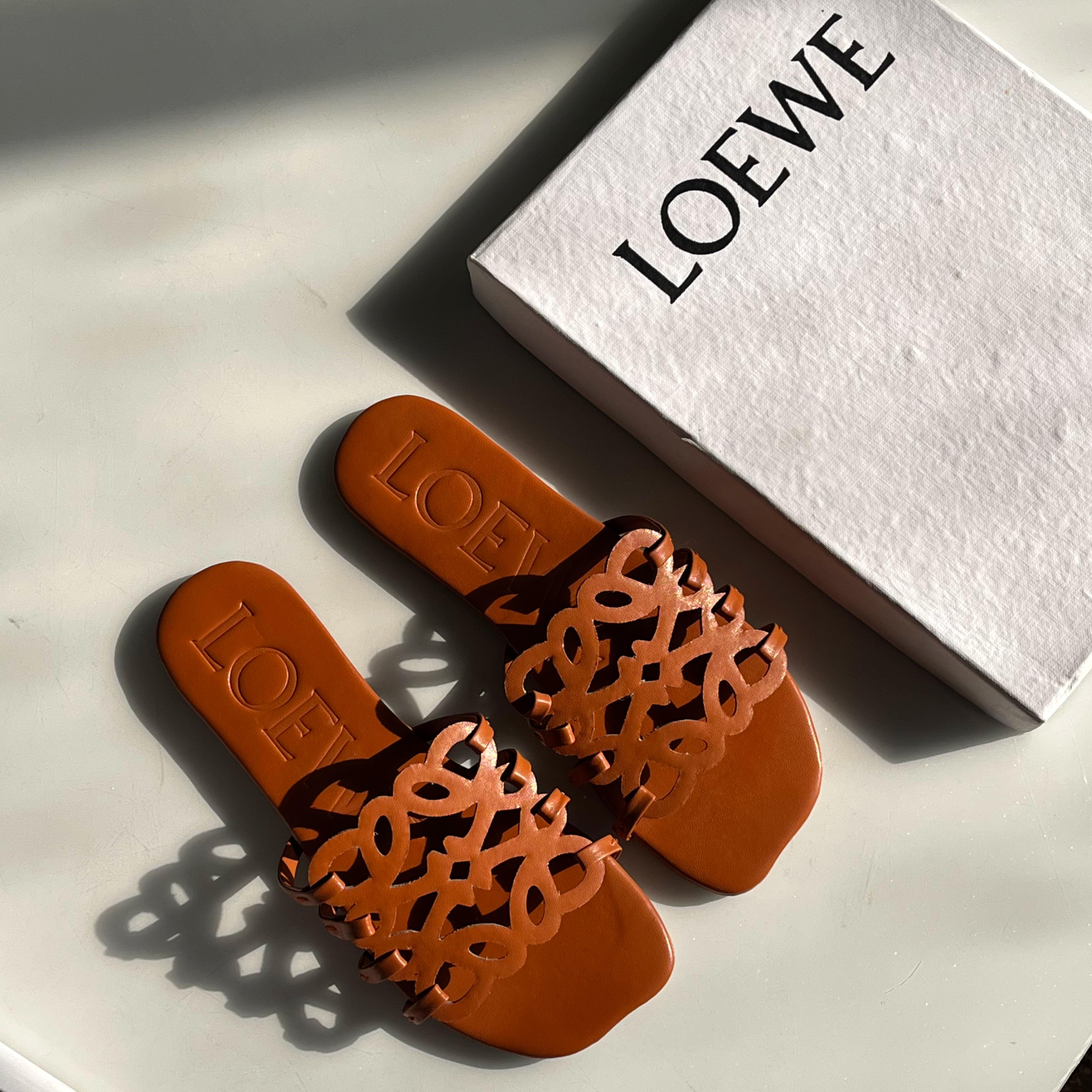 Loewe Flats