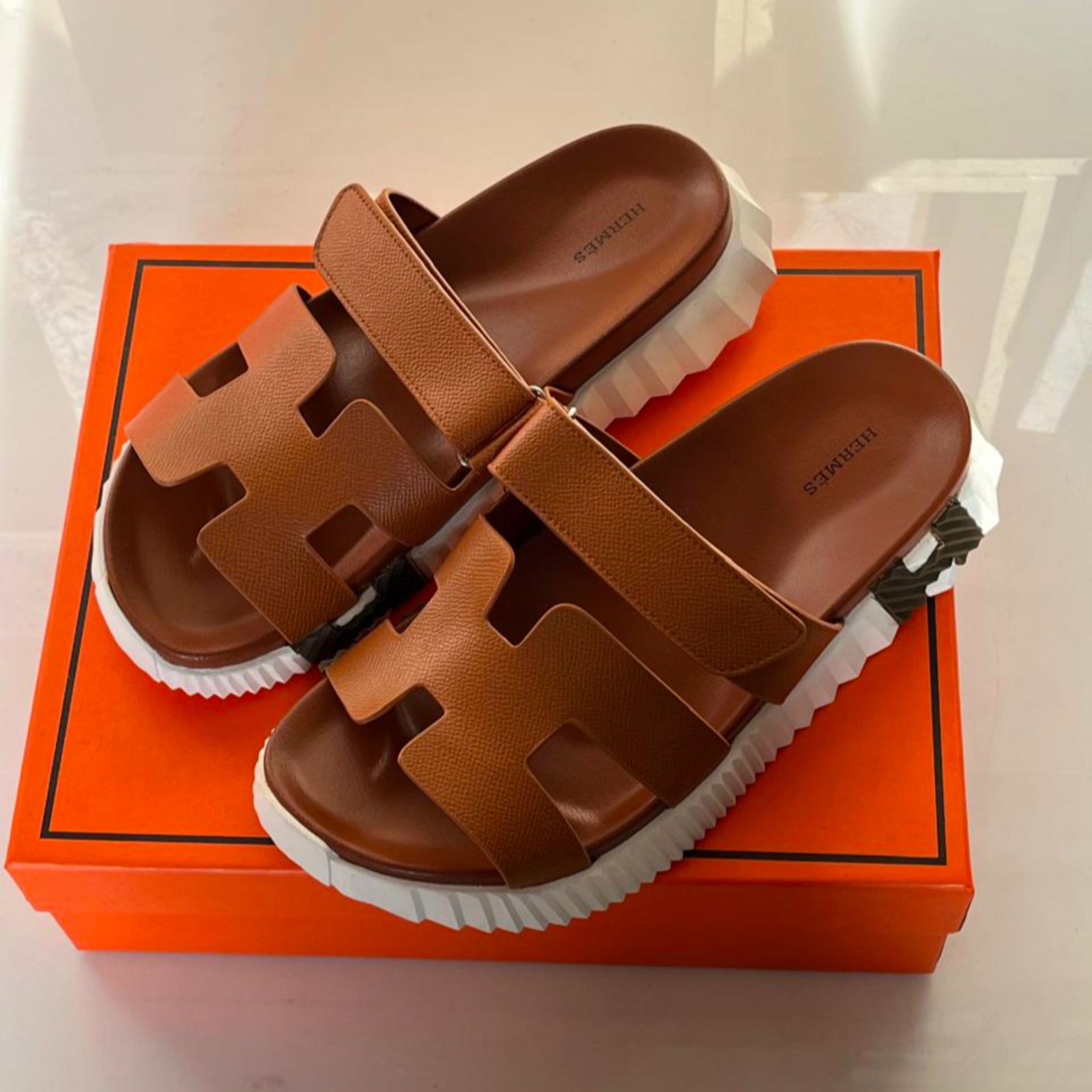 Hermes INFRE Chypre Flats