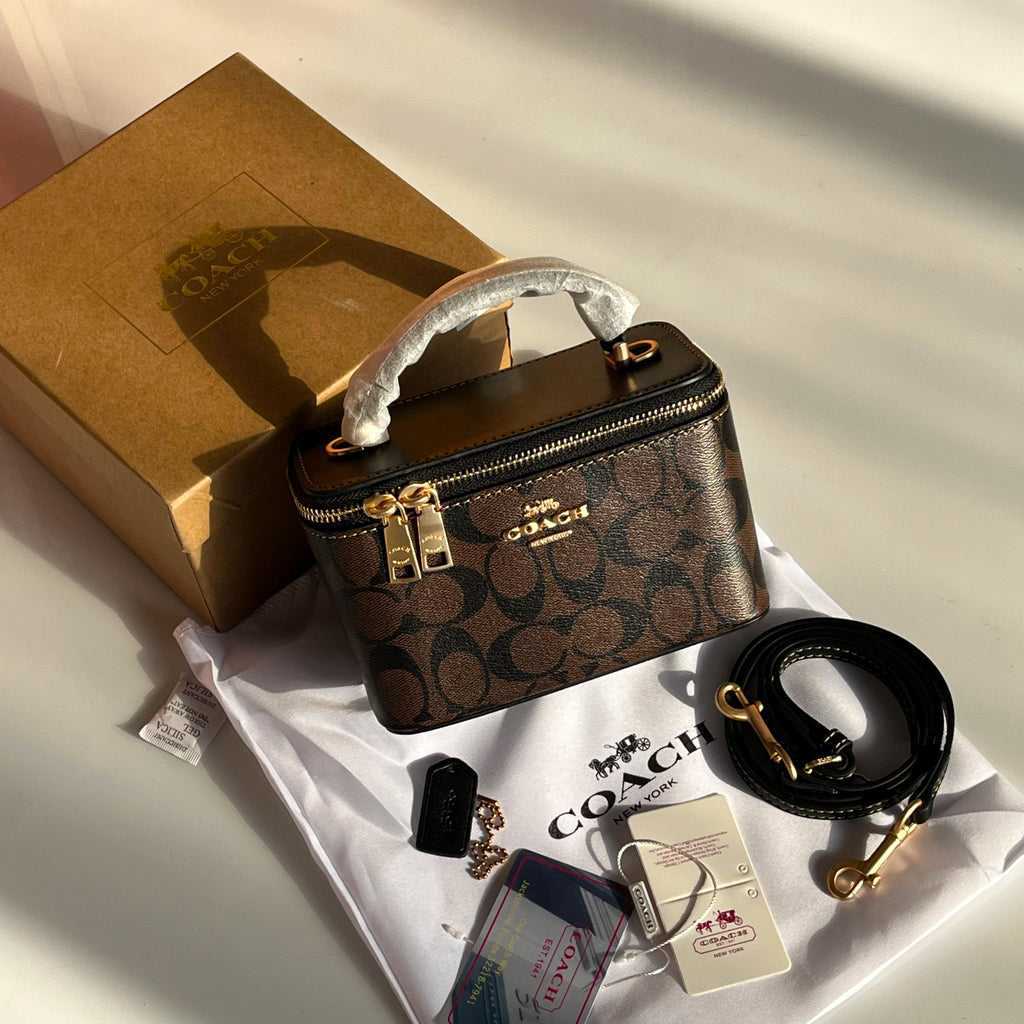 COACH Cosmetic Case