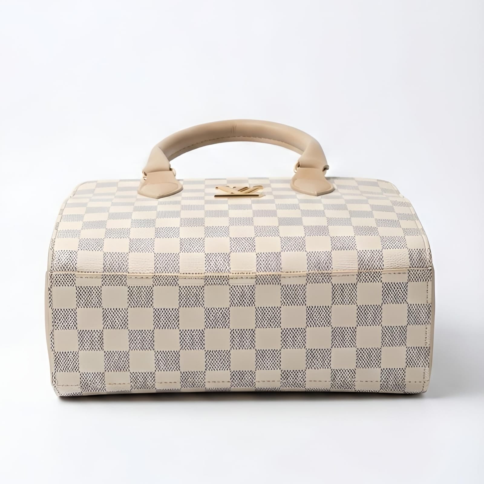 Handbag with Detachable Strap