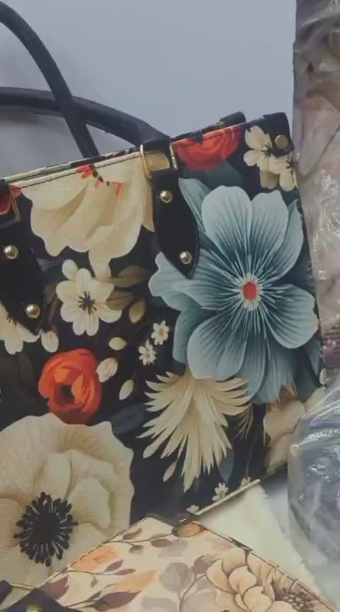 Printed tote bag