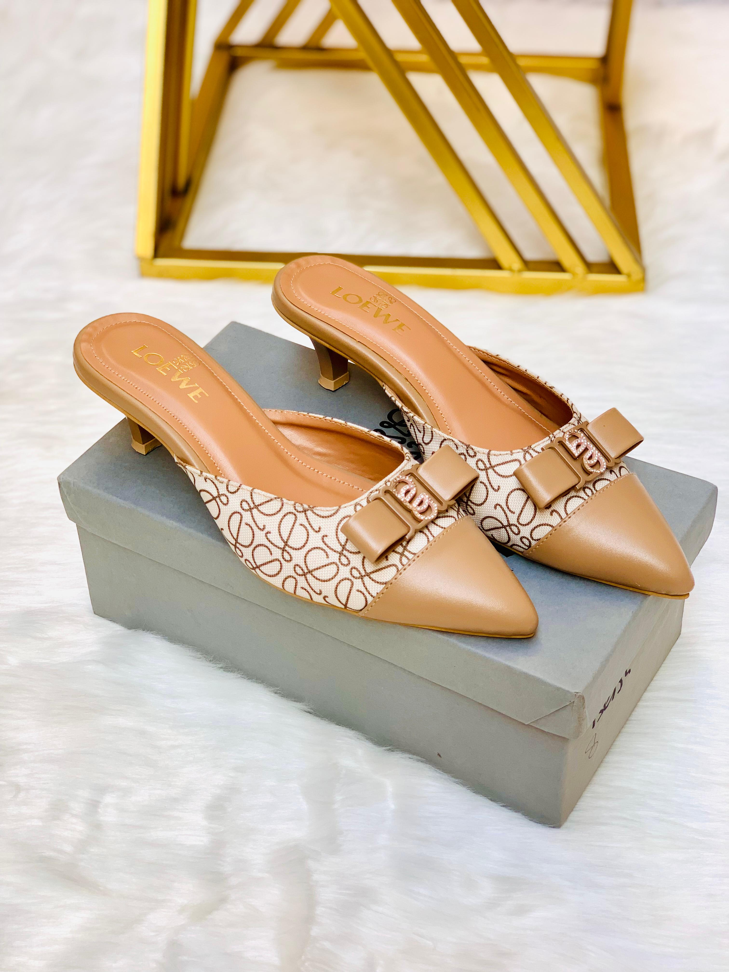 FRONT BOW KITTEN HEELS