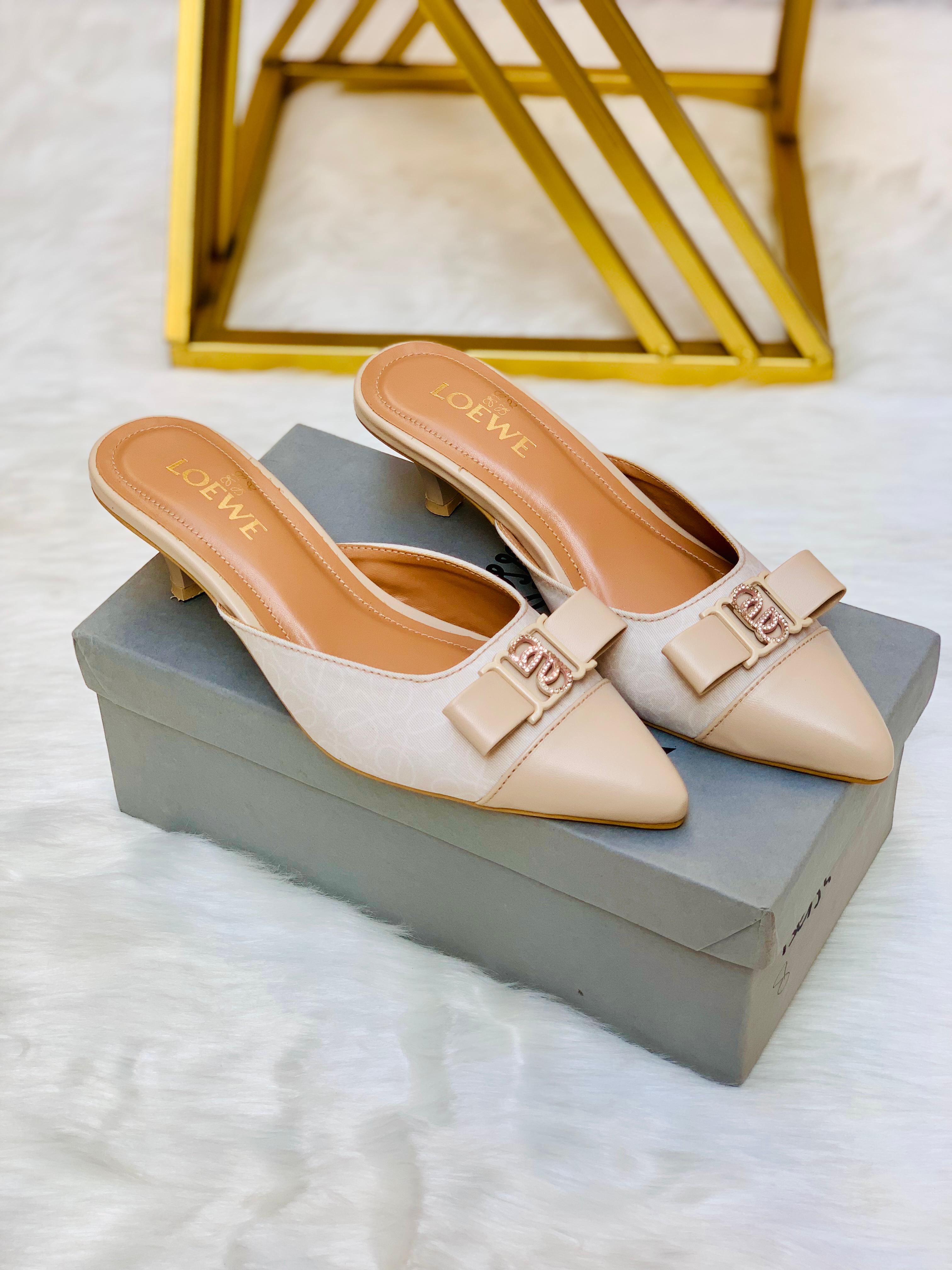 FRONT BOW KITTEN HEELS